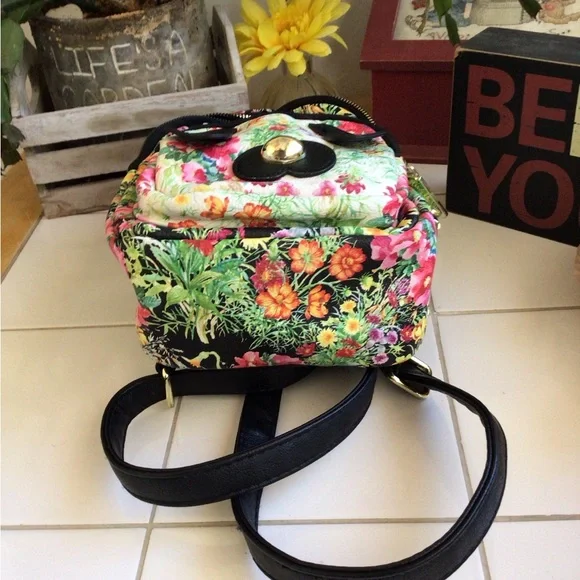 ‘Betsey Johnson’ Floral Puppy Mini Backpack NWOT - Picture 5 of 7